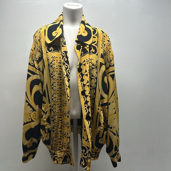 Peter Nygard Bomber Jacket Coat Baroque Print Satin Pure Silk Black Gold Size 10 - Picture 2 of 10
